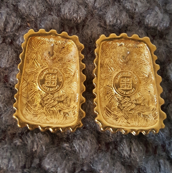Givenchy Vintage Rare Gold Tone Postcard Paris Earrings - Picture 3 of 4